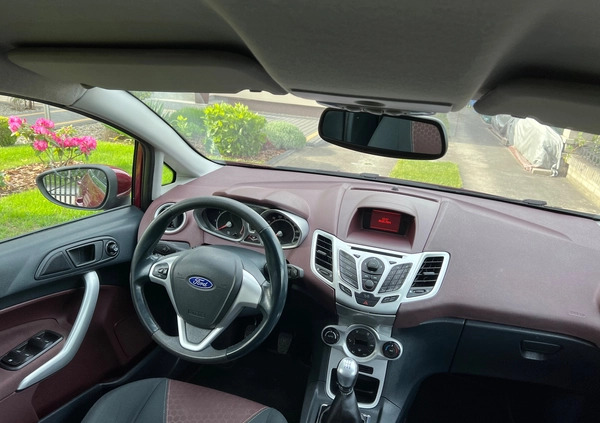 Ford Fiesta cena 16900 przebieg: 164917, rok produkcji 2008 z Grudziądz małe 56